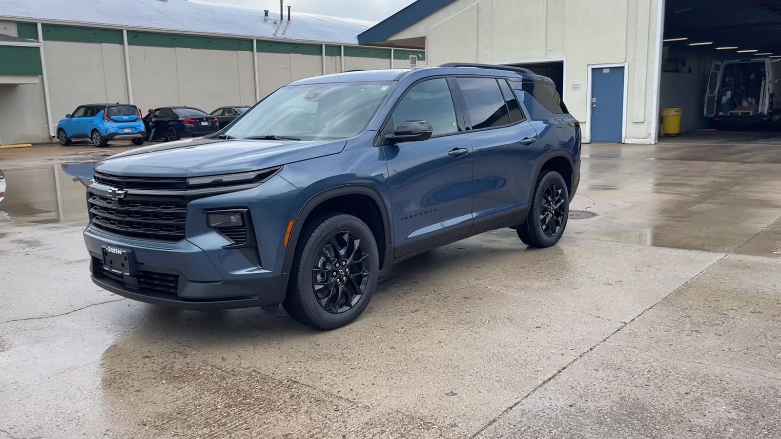 2026 Chevrolet Traverse photo 3