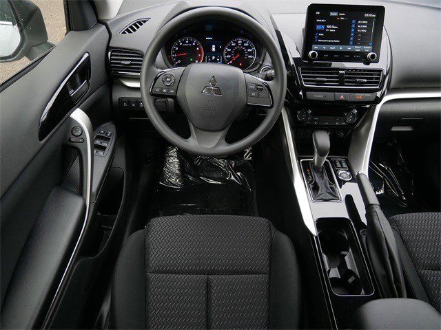 2024 Mitsubishi Eclipse Cross photo 5