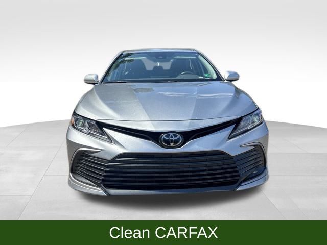 2024 Toyota Camry LE photo 2