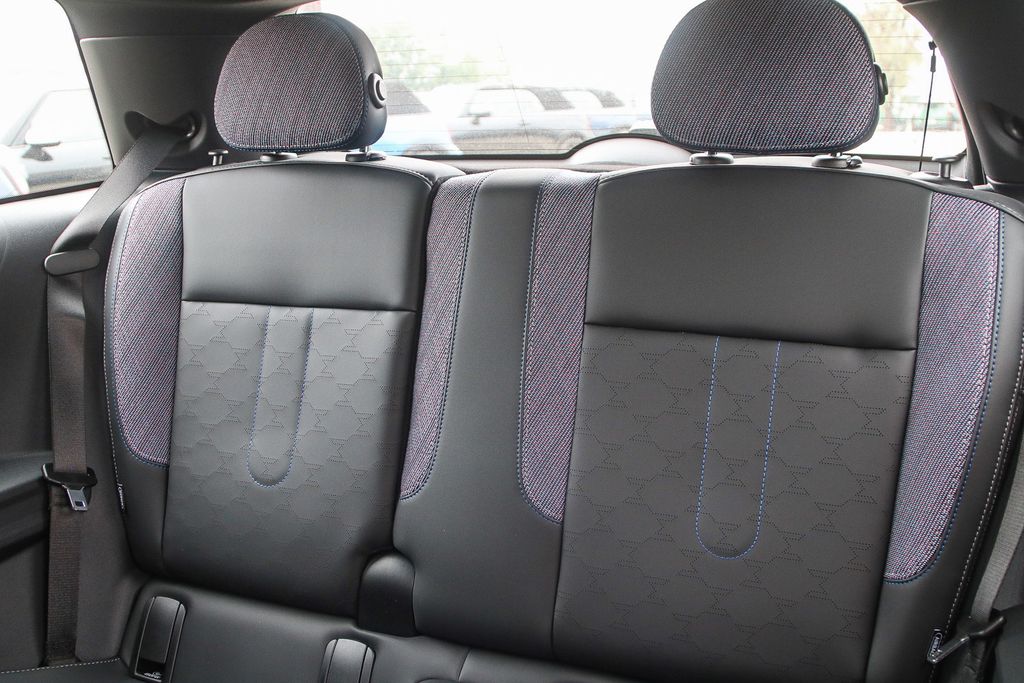 2026 Mini Cooper 2 Door Hardtop Signature photo 16