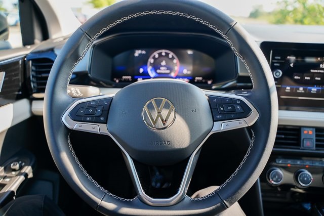 2025 Volkswagen Taos S photo 10