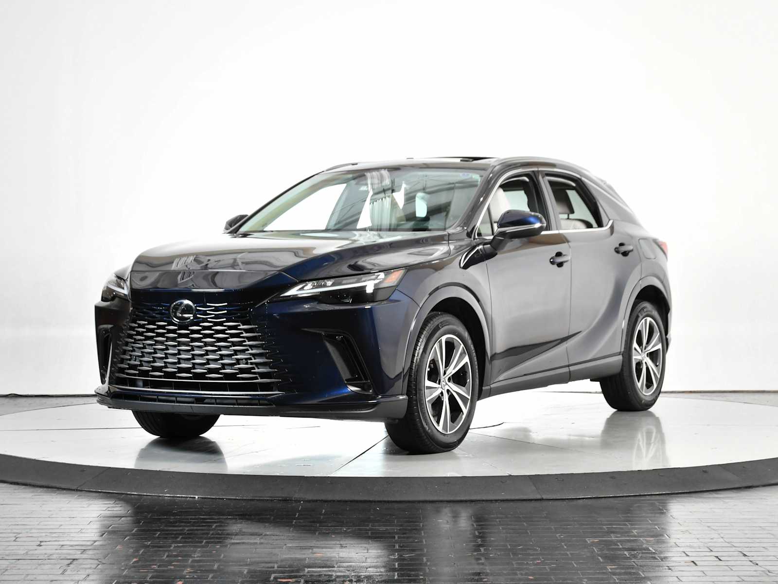 2024 Lexus RX 350's photo