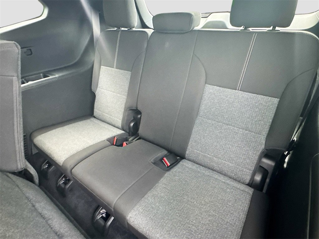 2025 Gmc Acadia Elevation photo 26