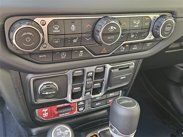 2025 Jeep Gladiator Rubicon photo 19
