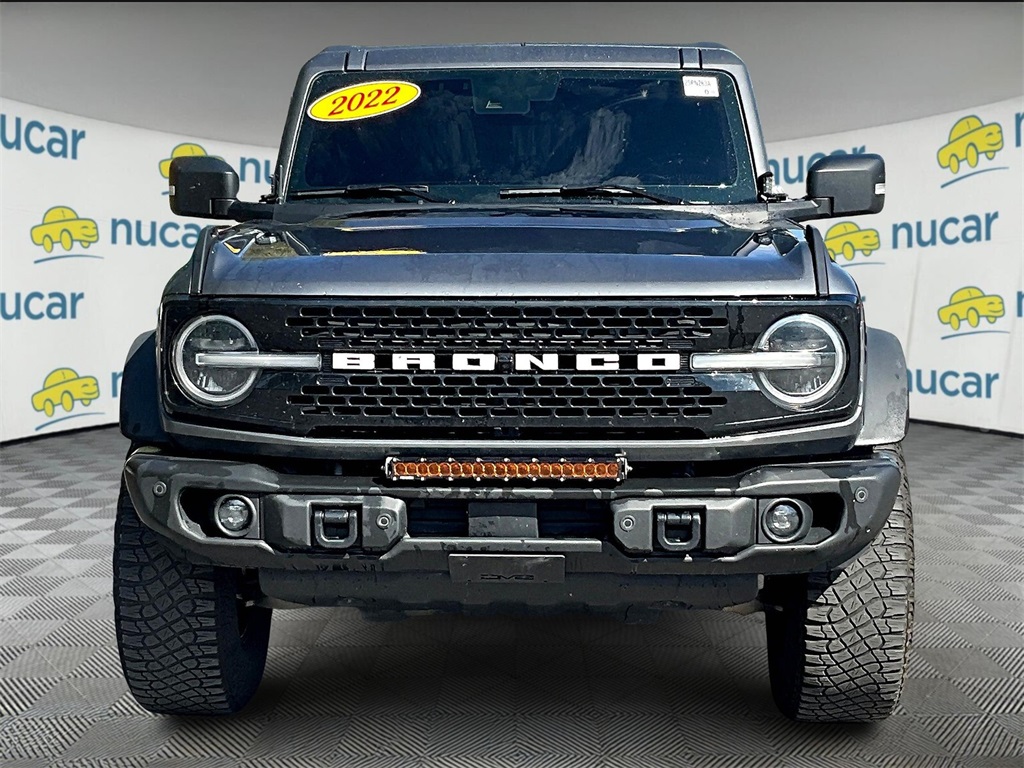2022 Ford Bronco Wildtrak photo 2