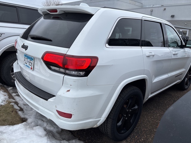 Used 2015 Jeep Grand Cherokee Altitude with VIN 1C4RJFAG2FC852831 for sale in Shakopee, Minnesota