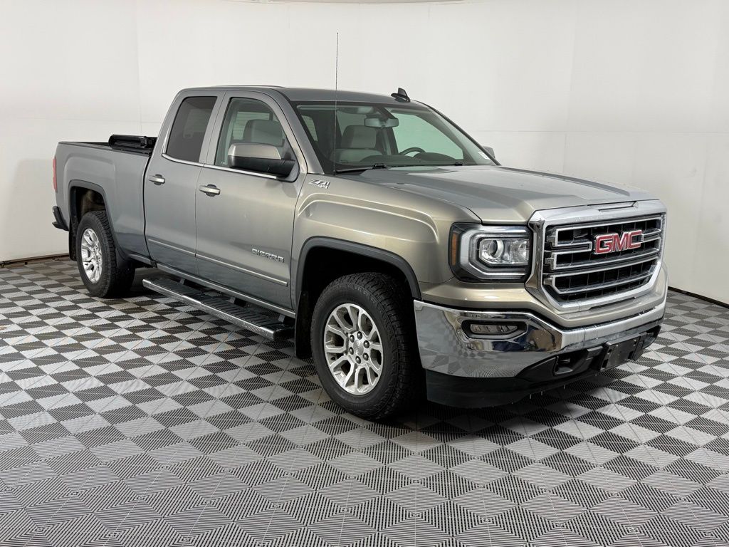 2017 GMC Sierra 1500 SLE's photo