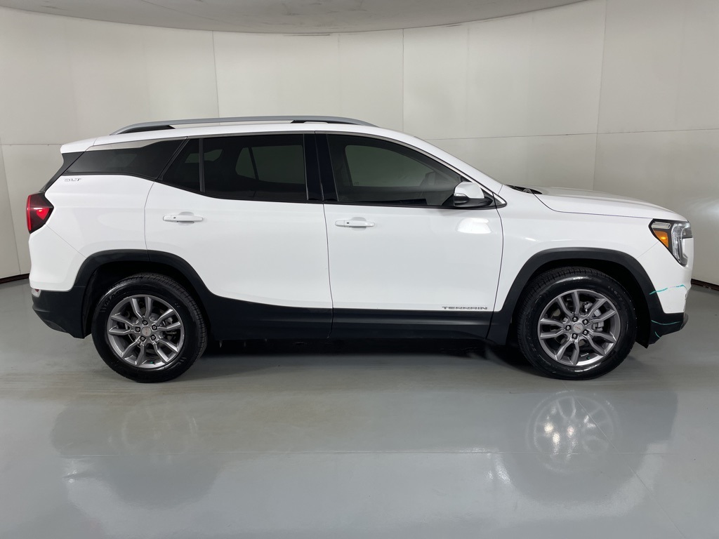 2024 Gmc Terrain SLT photo 4