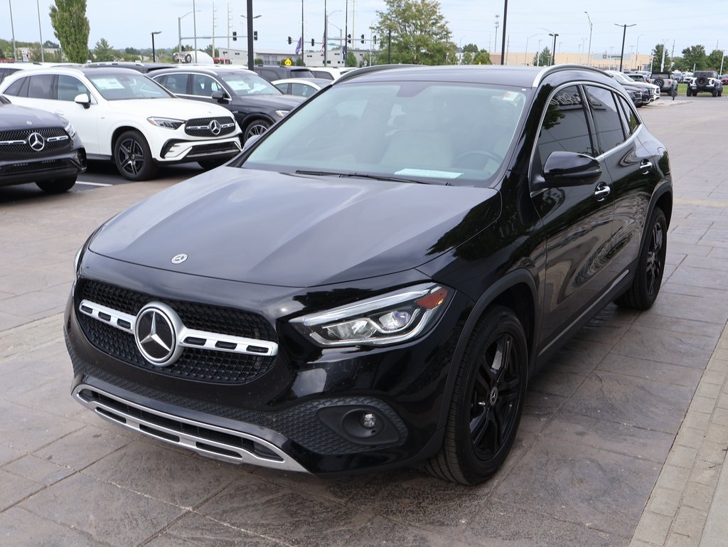 2022 Mercedes Benz GLA 250 4MATIC photo 3