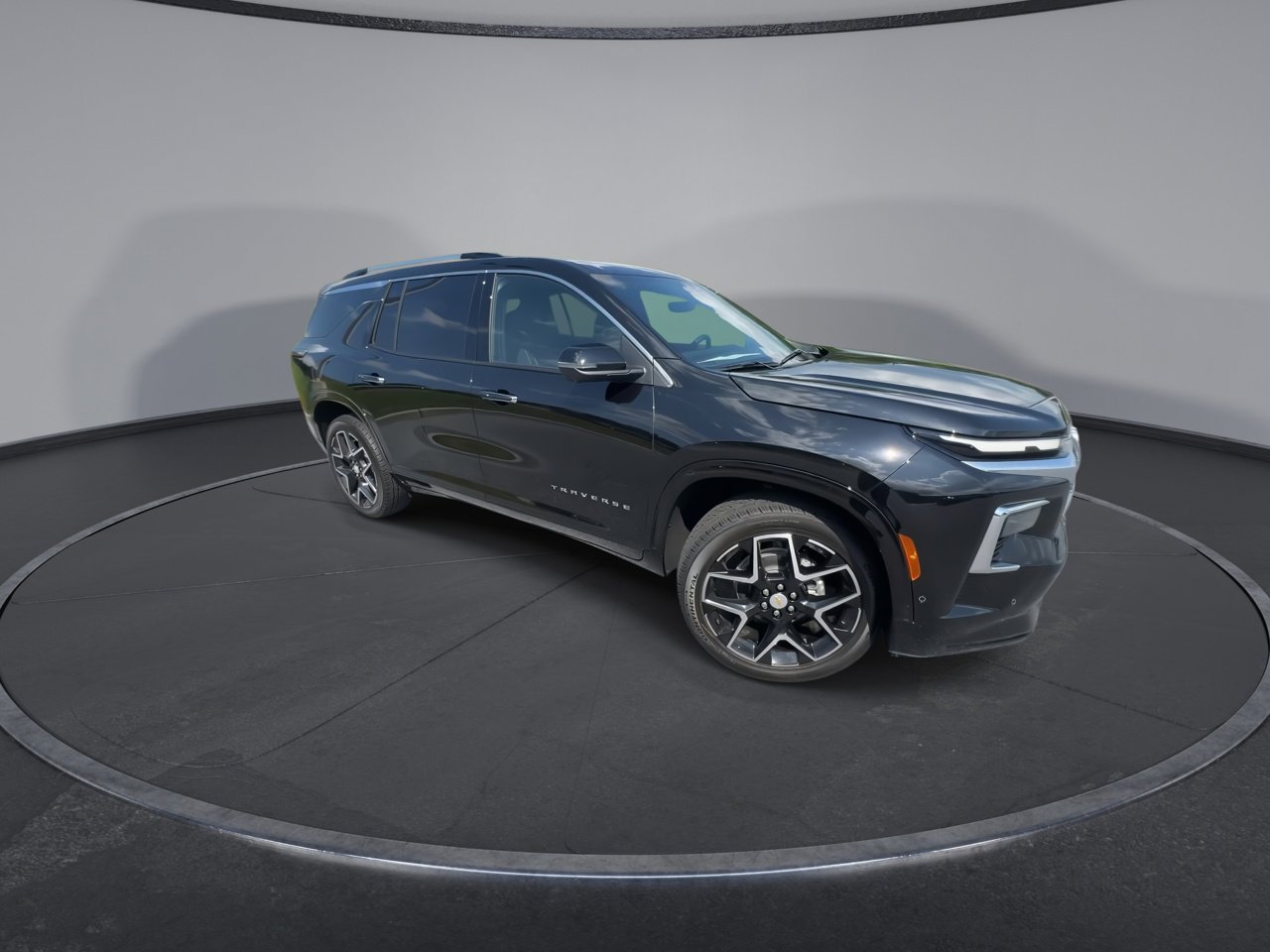 2025 Chevrolet Traverse High Country photo 2