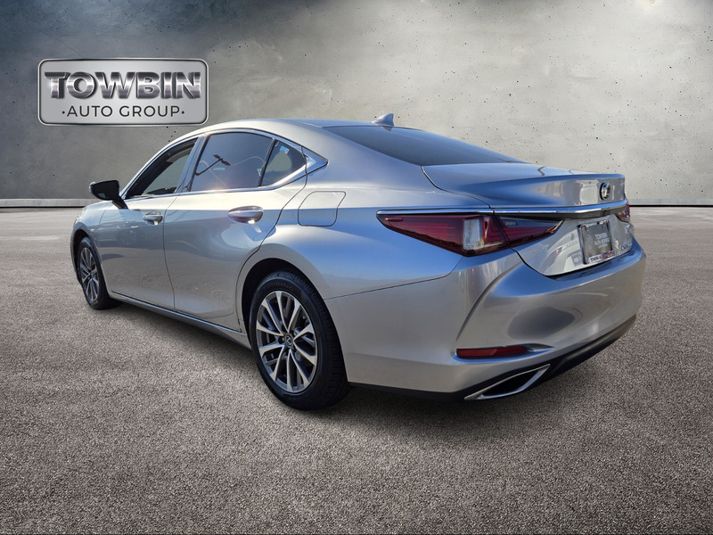 2022 Lexus ES 350 photo 6