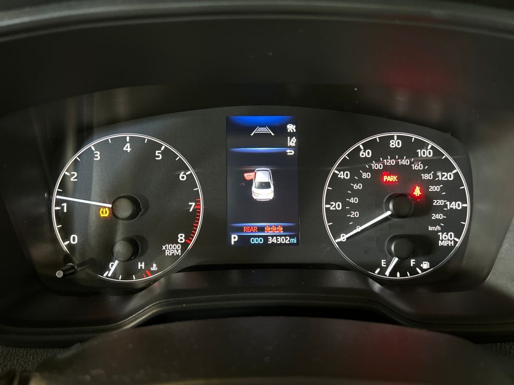 2024 Toyota Corolla LE photo 32