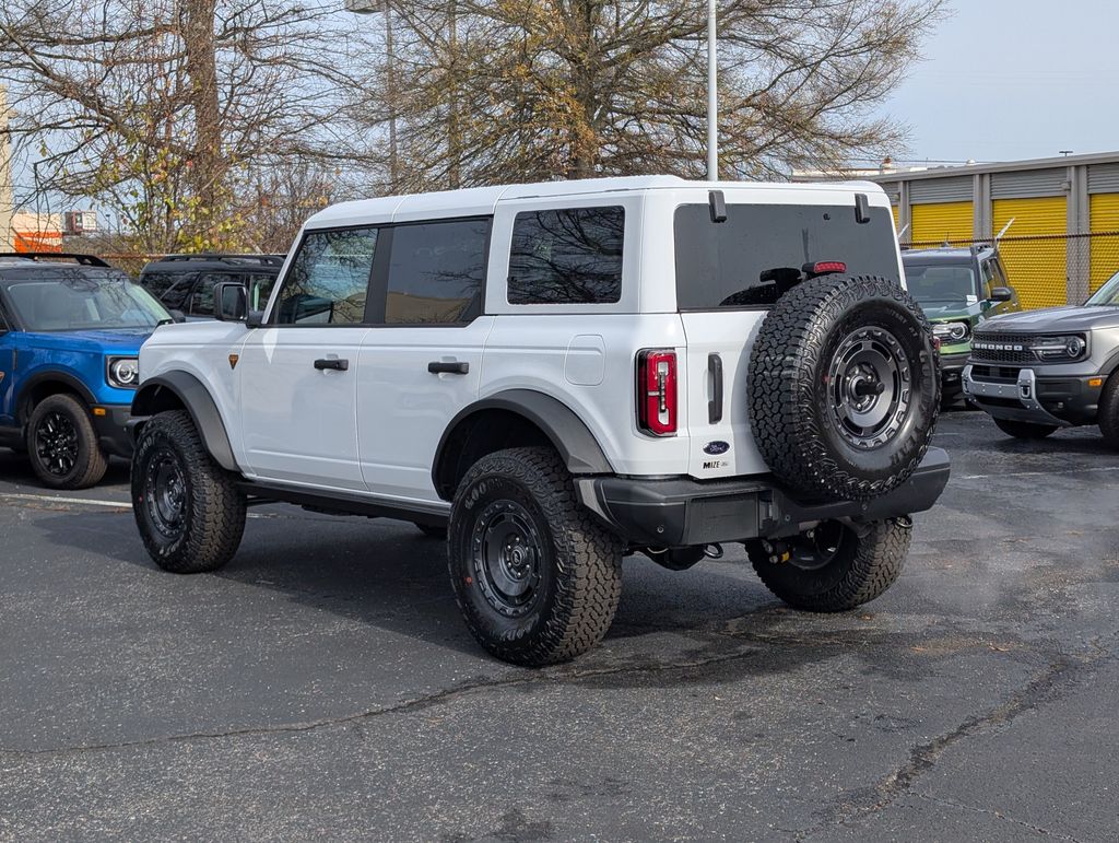 2025 Ford Bronco Badlands photo 4