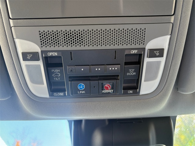 2020 Acura MDX SH-AWD Technology photo 22