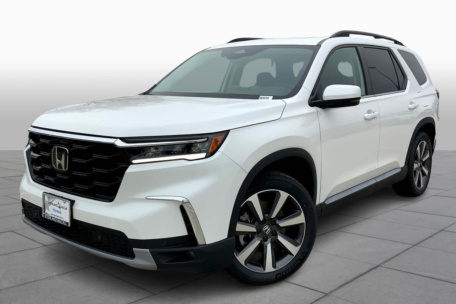 PreOwned 2024 Honda Pilot Touring Sport Utility in Houston RB012709