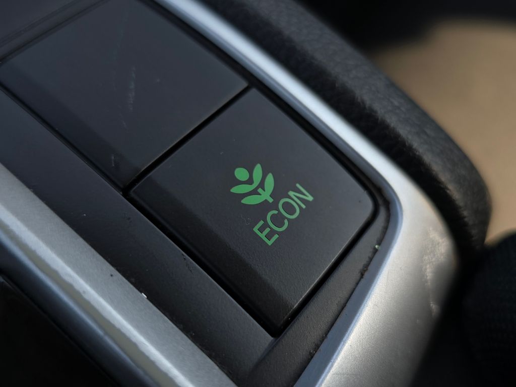 2017 Honda Civic EX photo 30