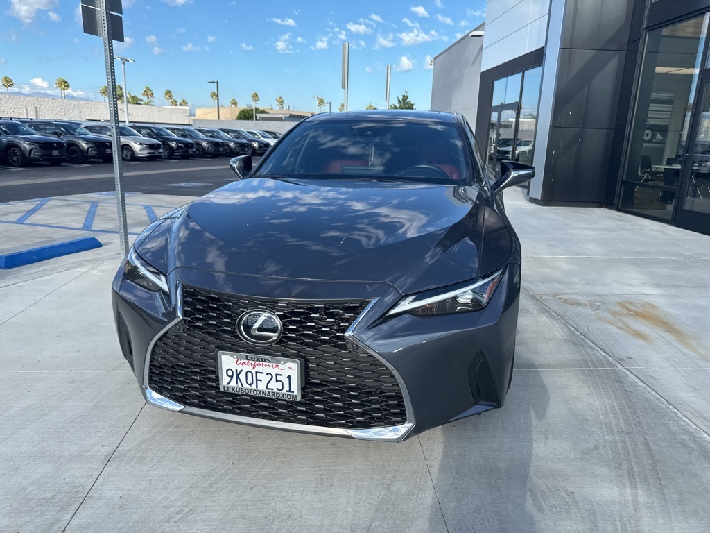 2024 Lexus IS 300 photo 7