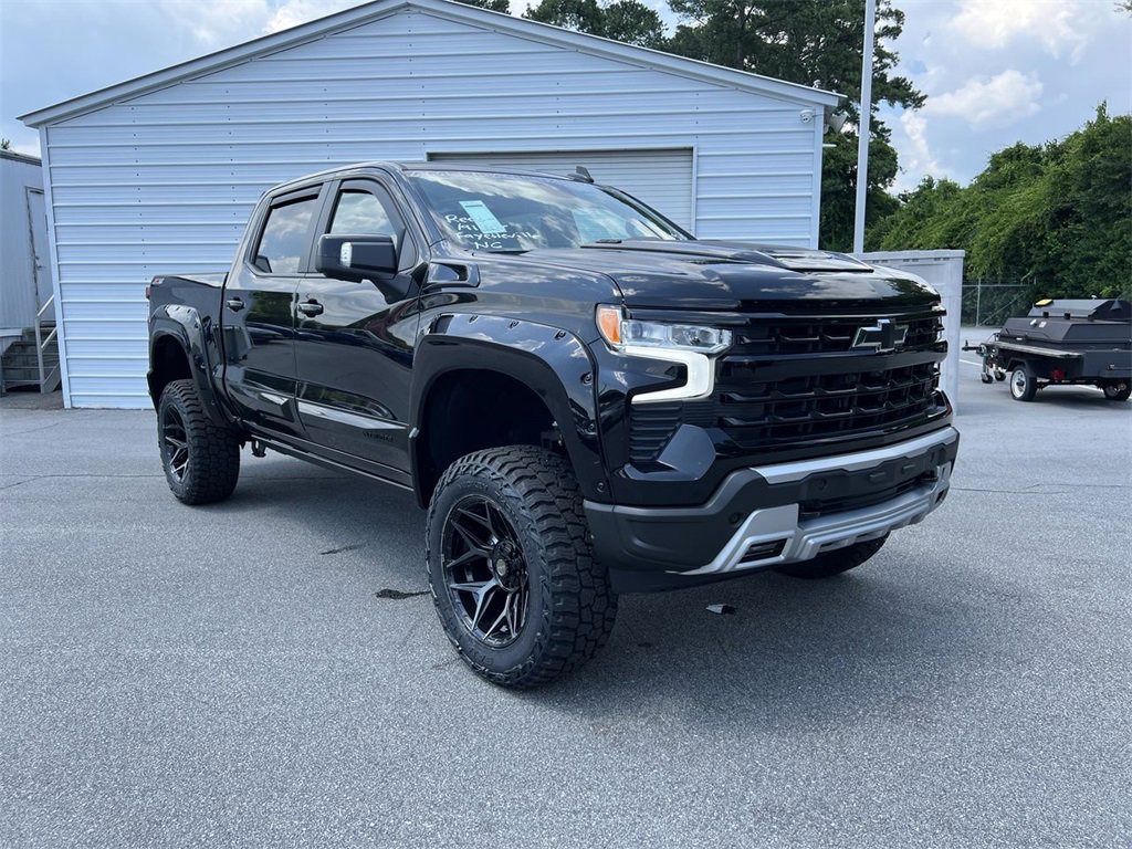 2025 Chevrolet Silverado RST's photo