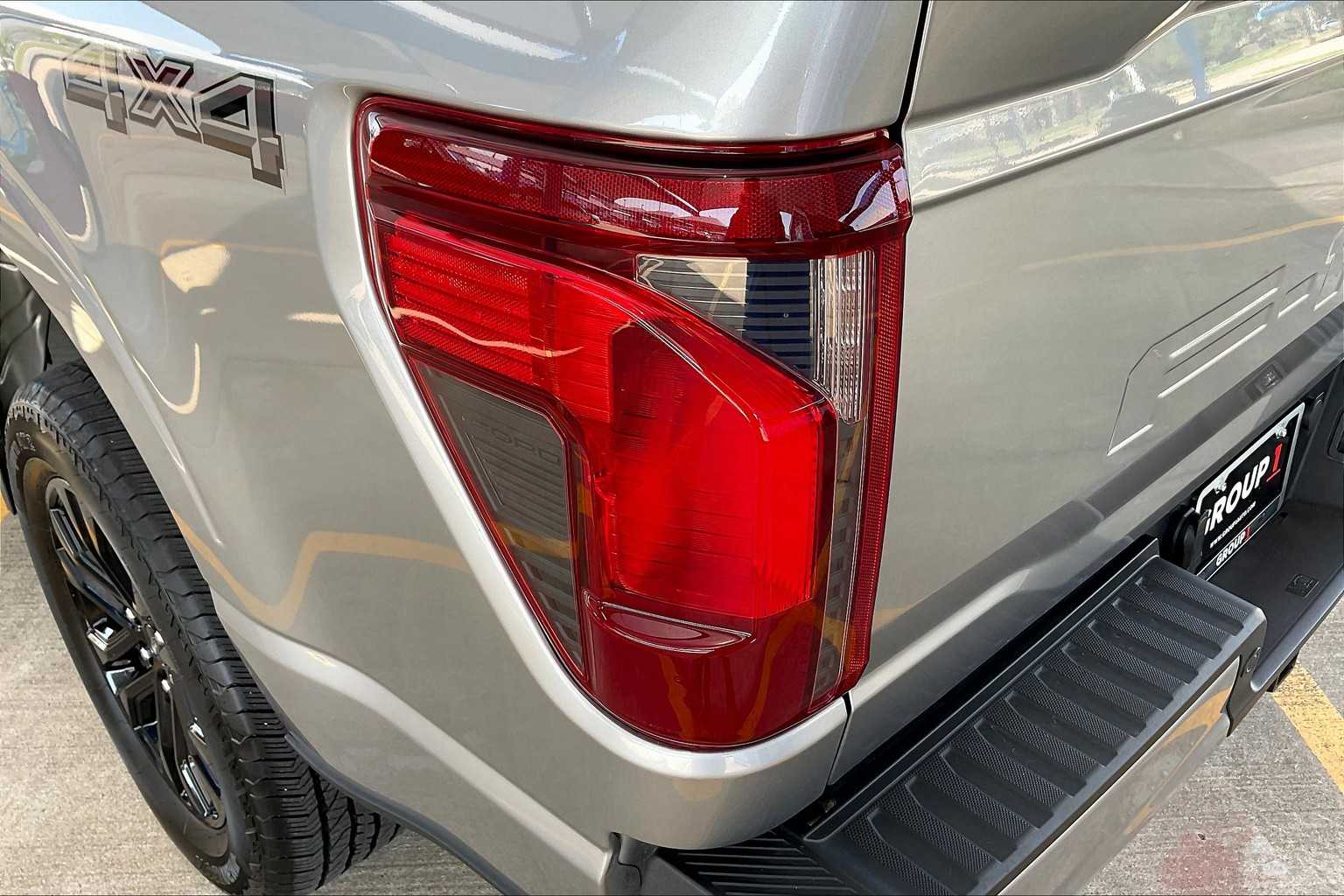2024 Ford F-150 XLT photo 28