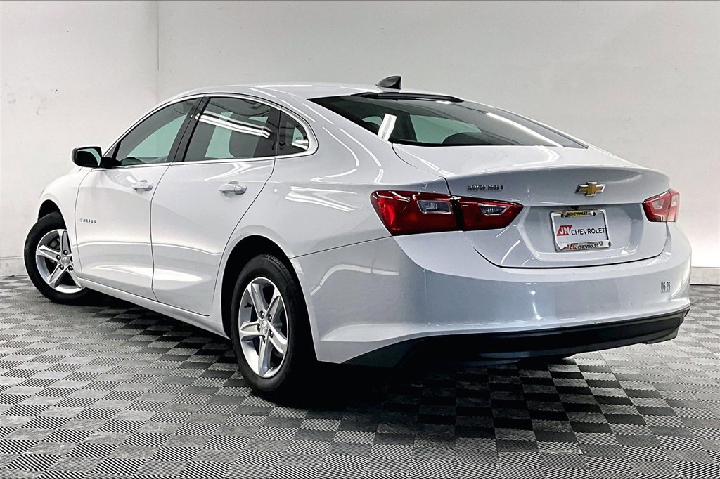 2020 Chevrolet Malibu LS photo 7