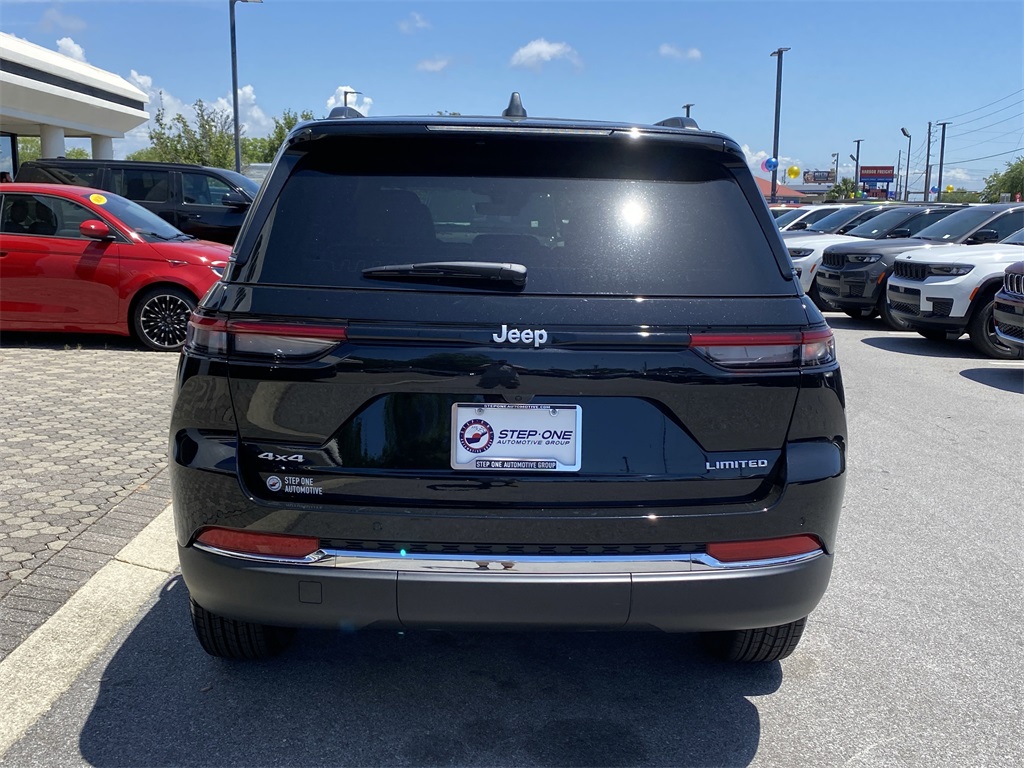 2025 Jeep Grand Cherokee Limited photo 6