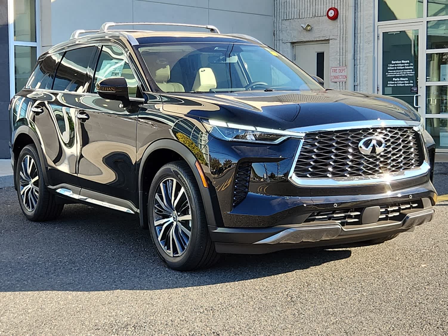 2025 Infiniti QX60 Sensory photo 2