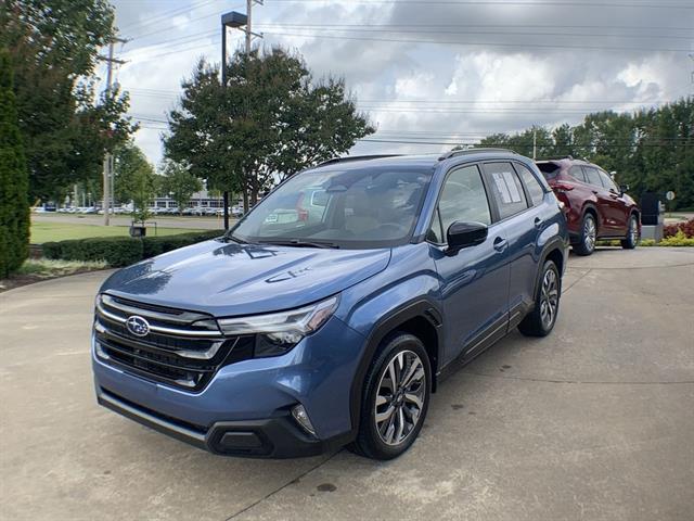 2025 Subaru Forester Touring's photo
