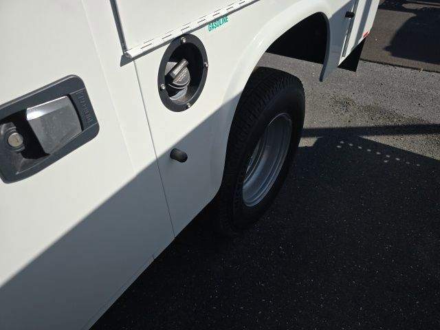 2024 Gmc Sierra 3500 HD Pro photo 6
