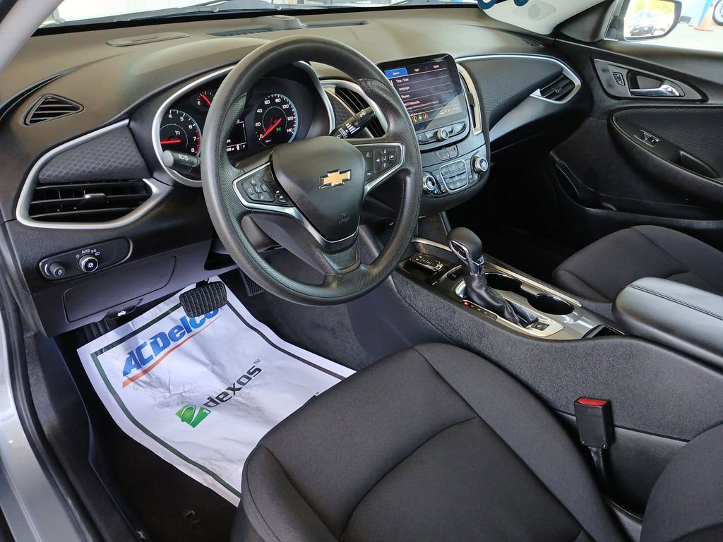 2024 Chevrolet Malibu 1LT photo 10