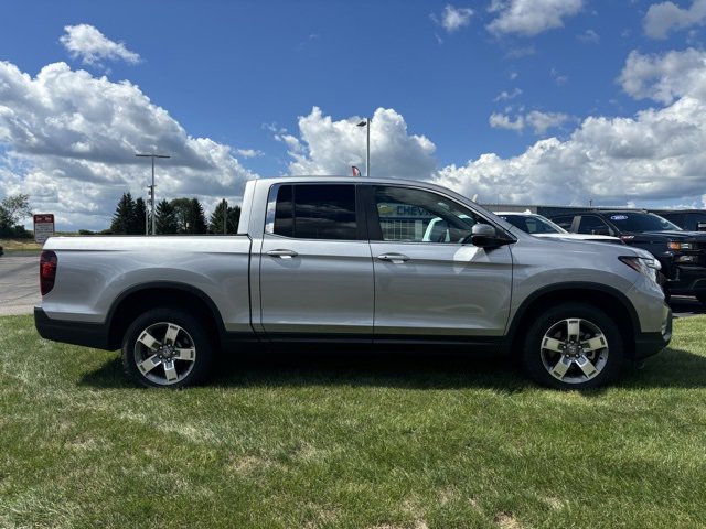 2024 Honda Ridgeline RTL photo 2