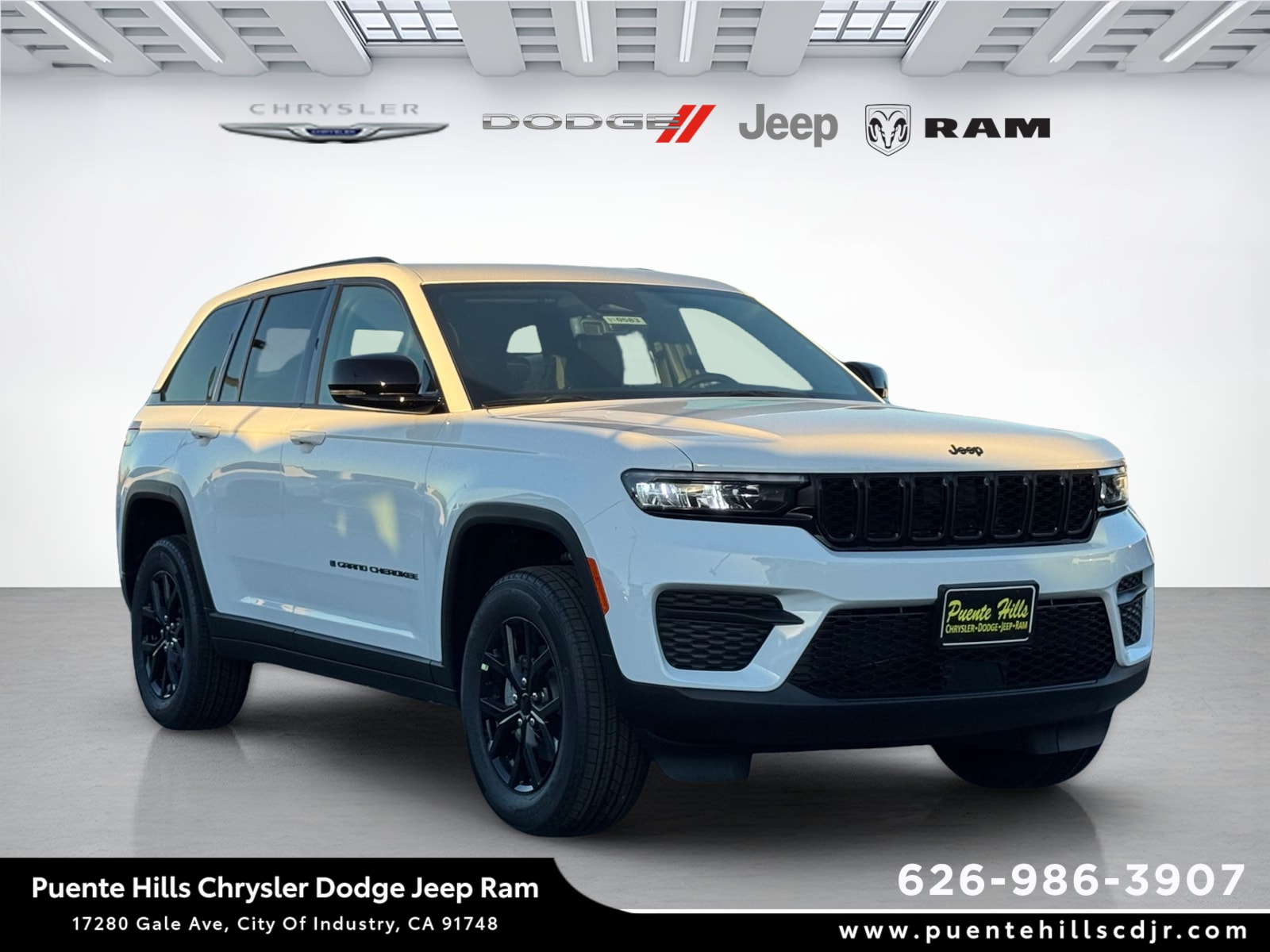 2025 Jeep Grand Cherokee Altitude's photo