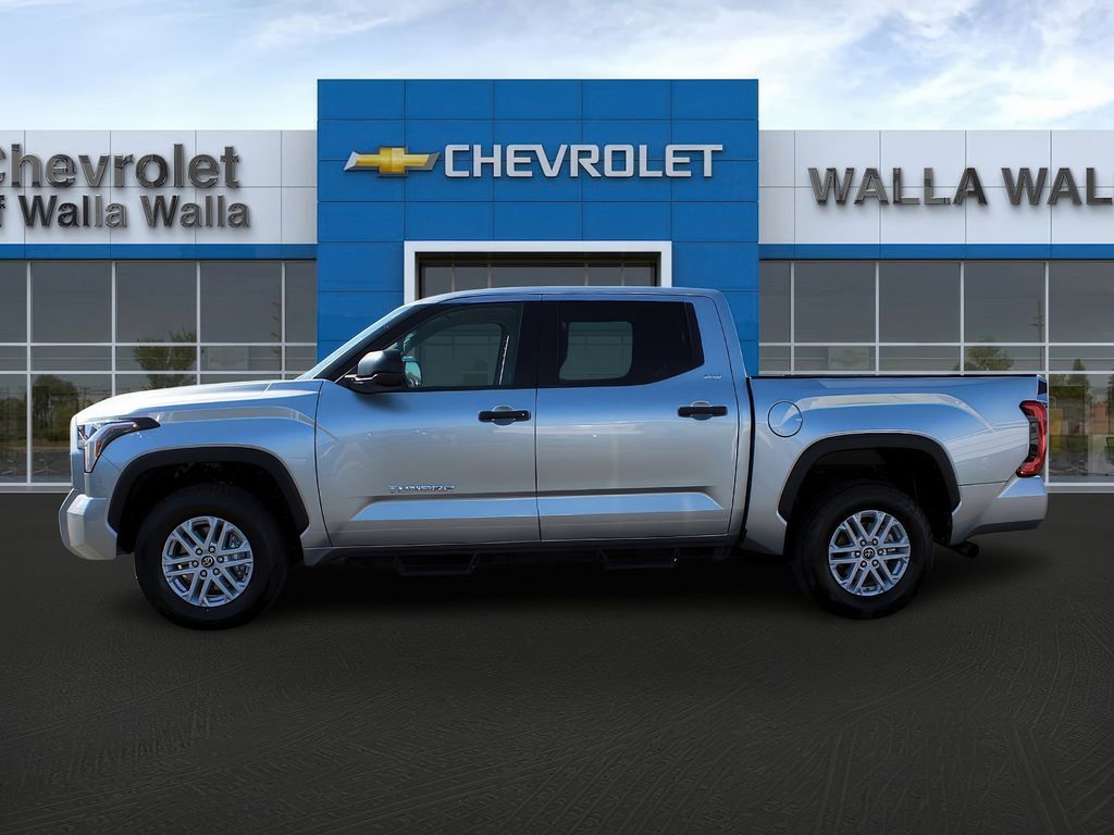 2022 Toyota Tundra SR5 photo 4