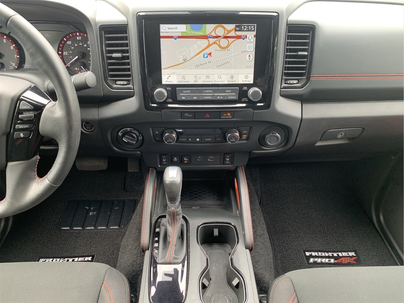 2023 Nissan Frontier PRO-4X photo 24