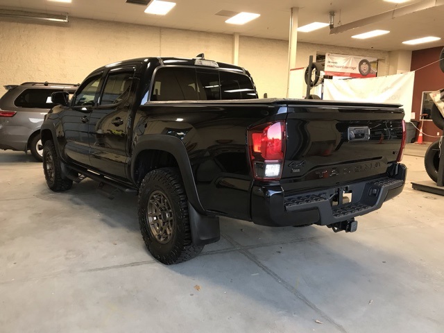 2022 Toyota Tacoma SR5 photo 5