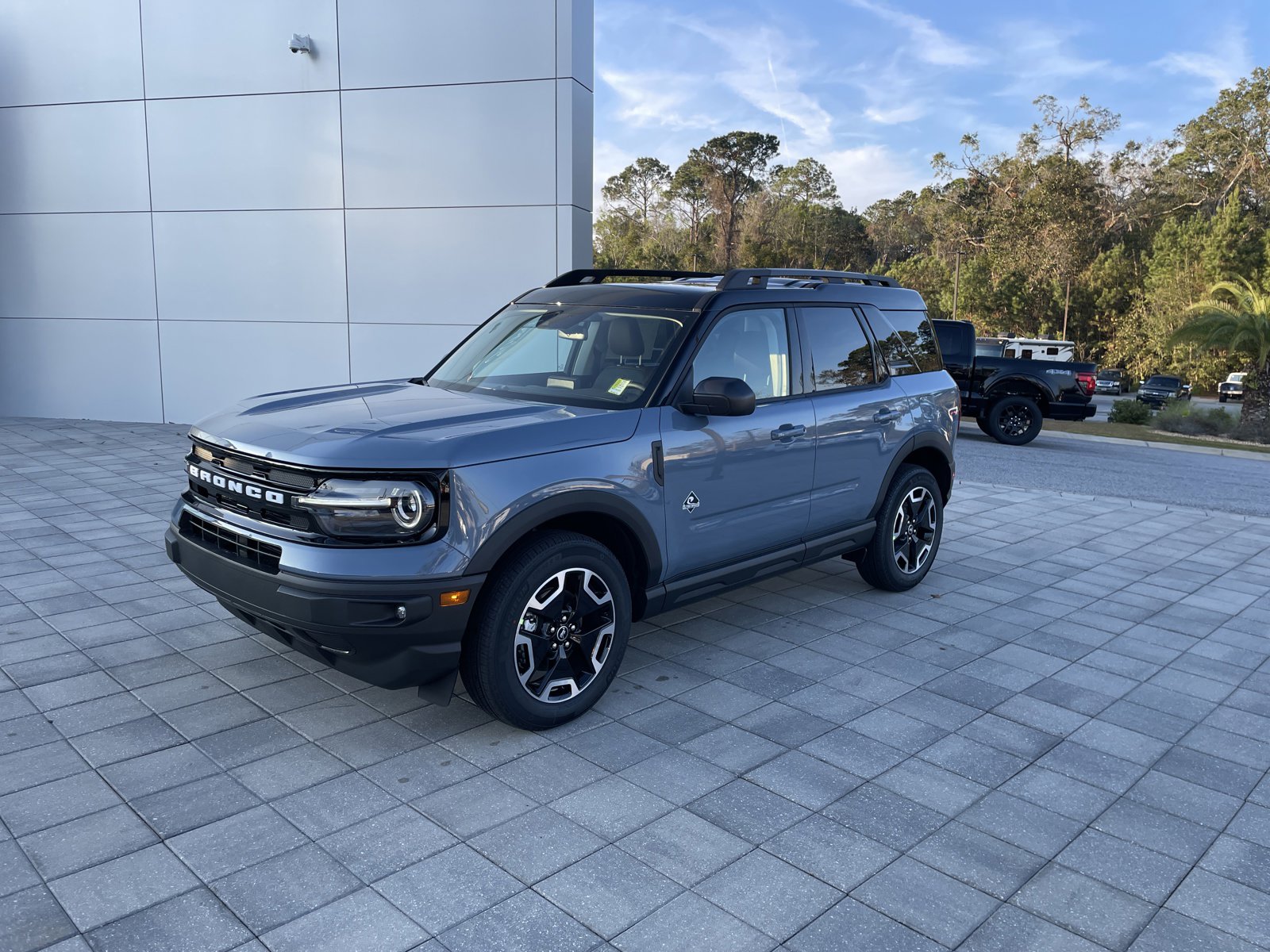 2024 Ford Bronco Sport Outer Banks photo 3