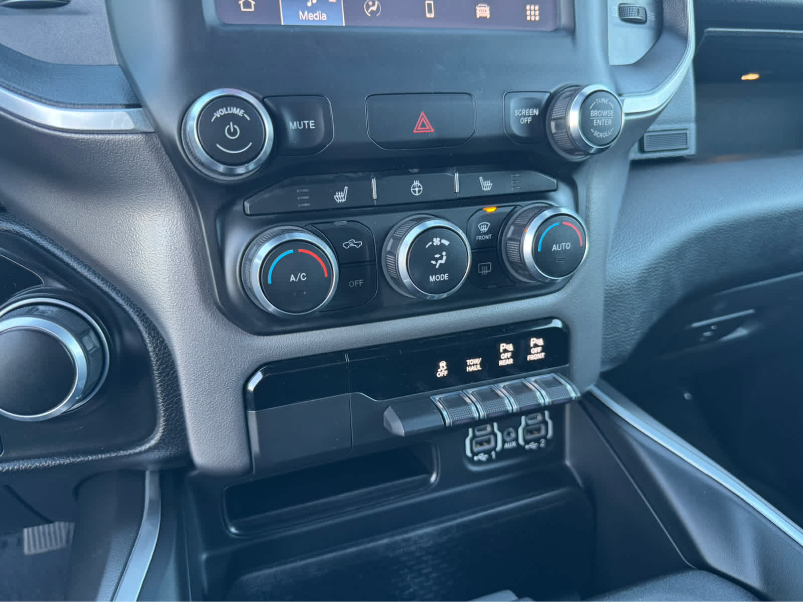 2022 Ram 1500 Big Horn photo 24