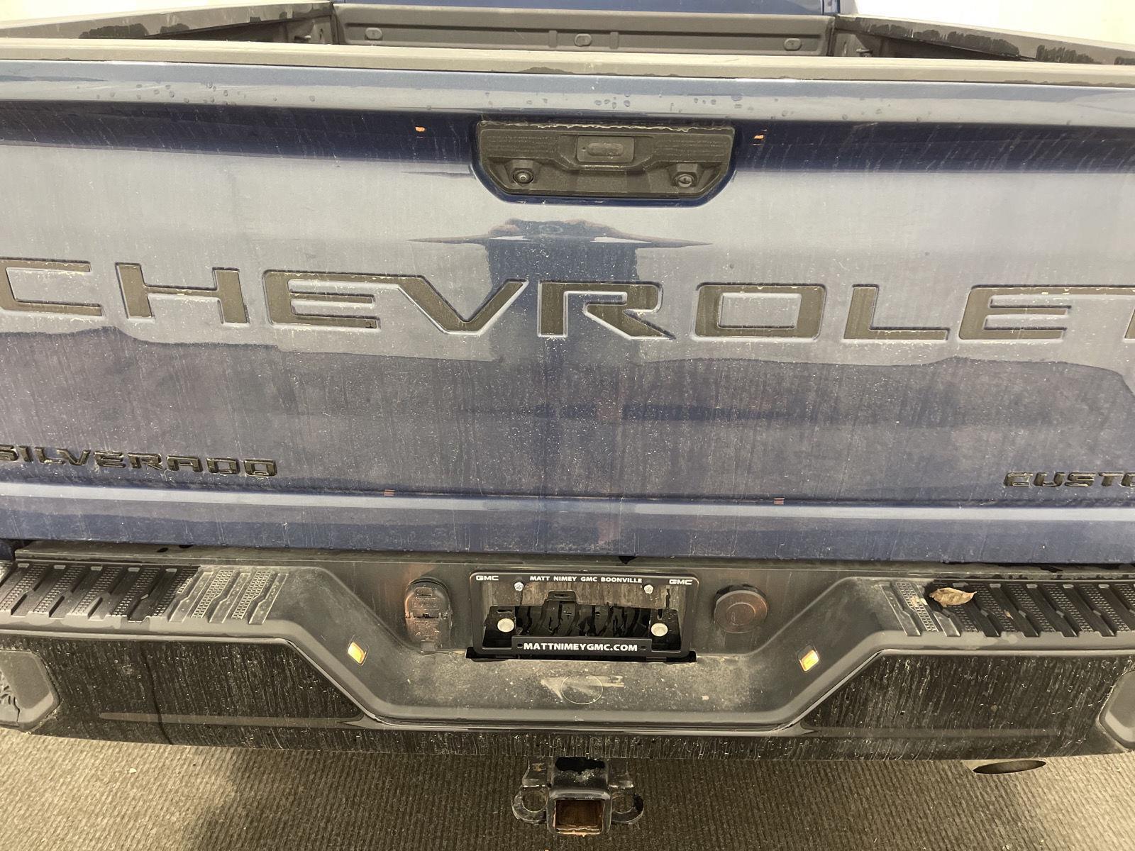 2024 Chevrolet Silverado 2500HD Custom photo 10