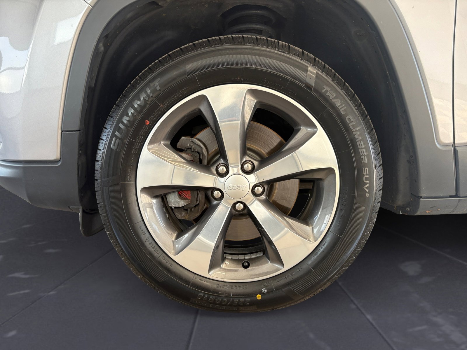 2020 Jeep Cherokee Limited photo 35