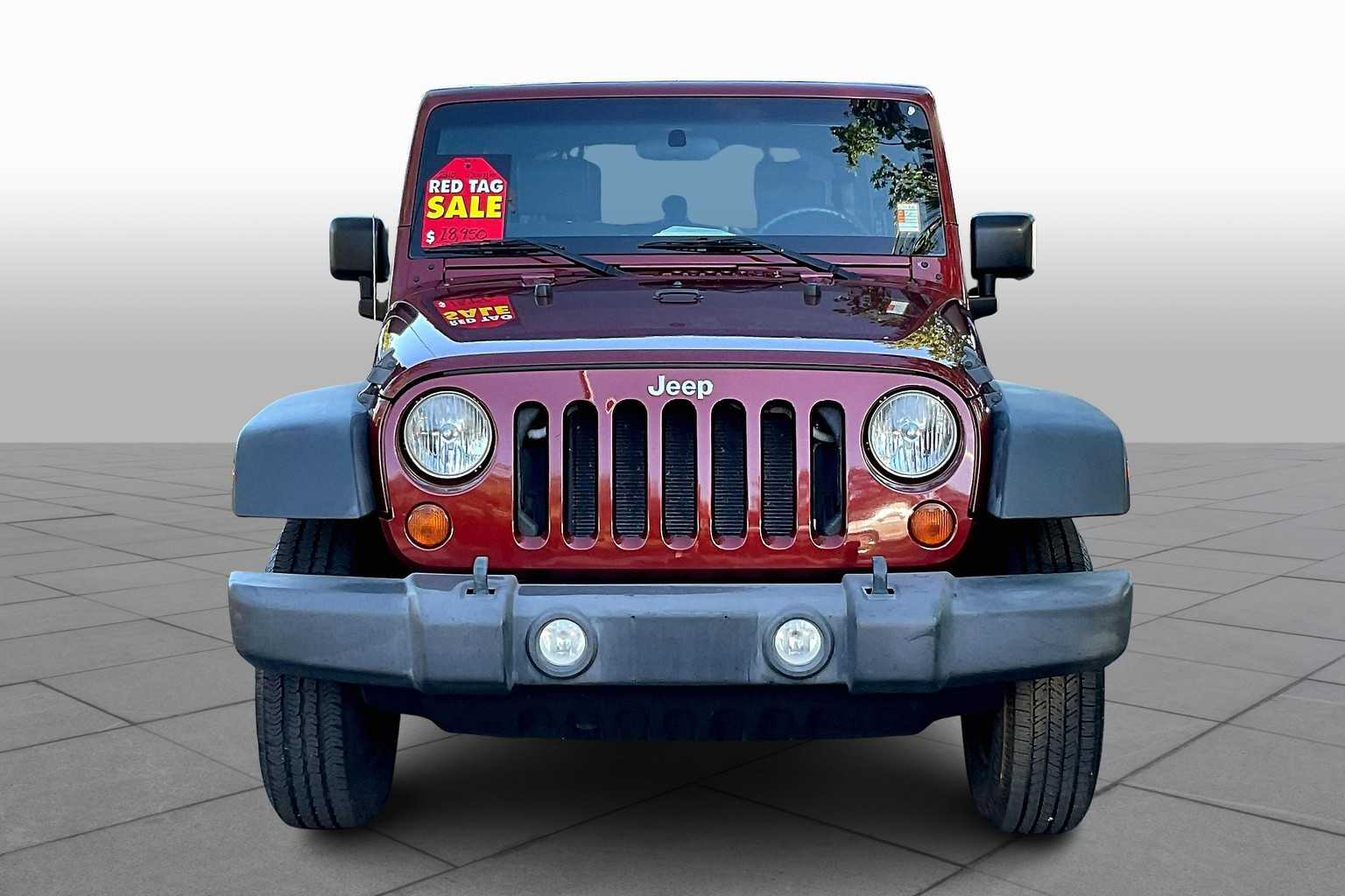2010 Jeep Wrangler Unlimited X photo 2