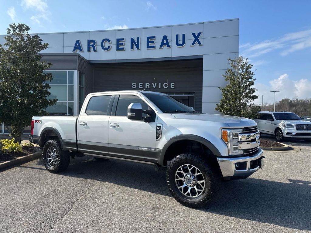 2019 Ford F-250 Super Duty Lariat's photo