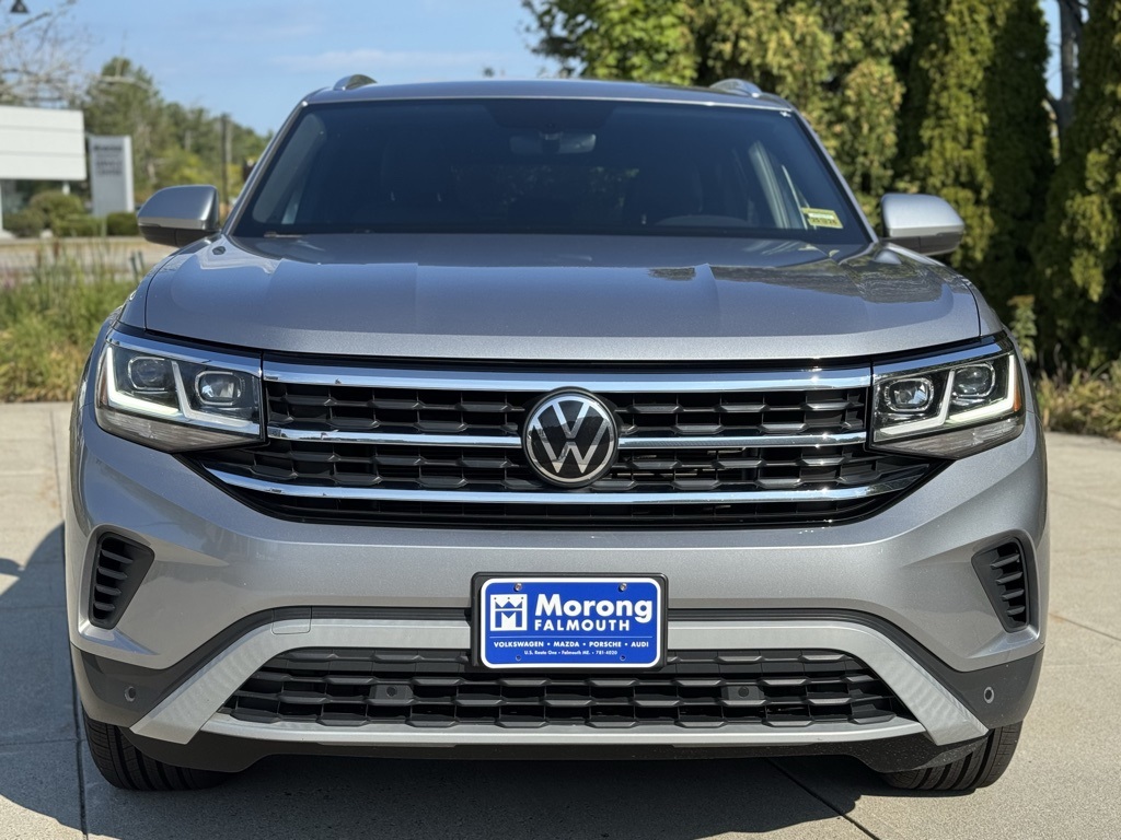2023 Volkswagen Atlas Cross Sport V6 SE Technology photo 2