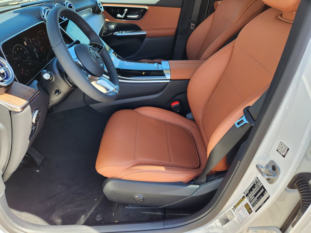 2026 Mercedes Benz GLC 300 4MATIC photo 13