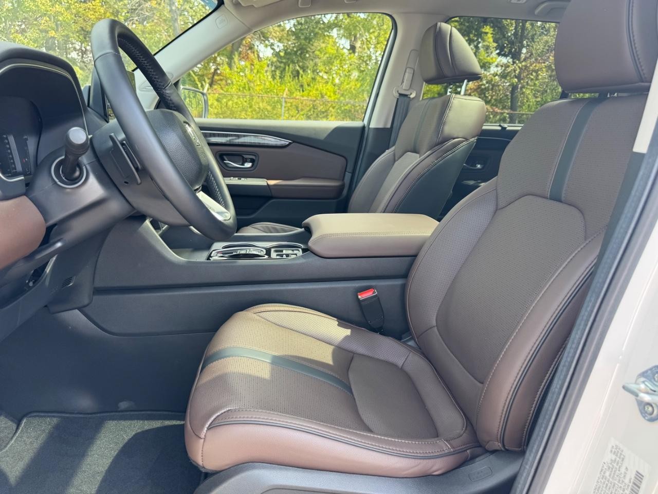 2025 Honda Pilot Elite photo 18