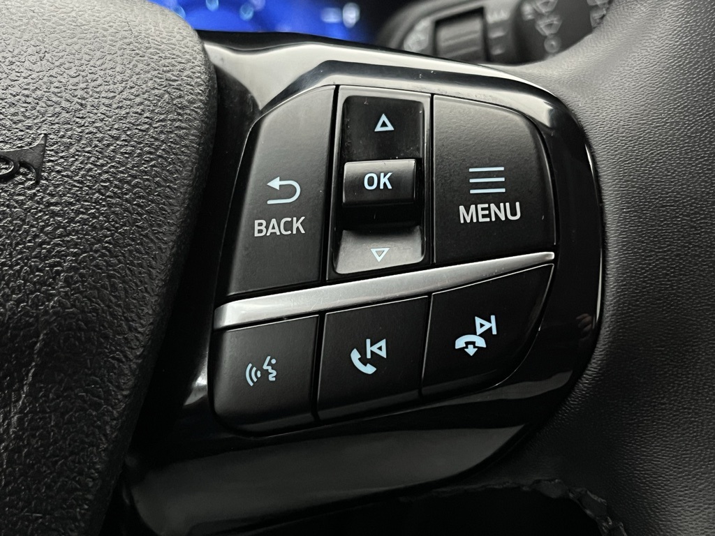 2022 Ford Escape SEL photo 33