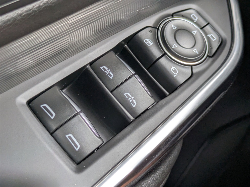 2024 Cadillac XT4 Premium Luxury photo 22
