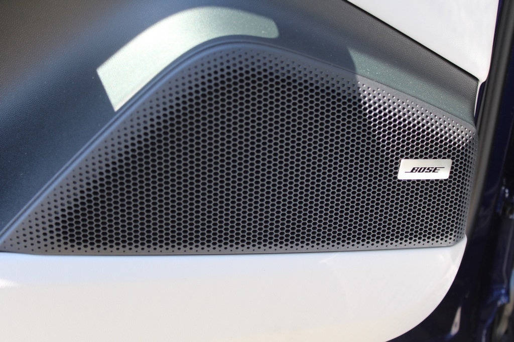 2025 Porsche Macan Electric photo 20