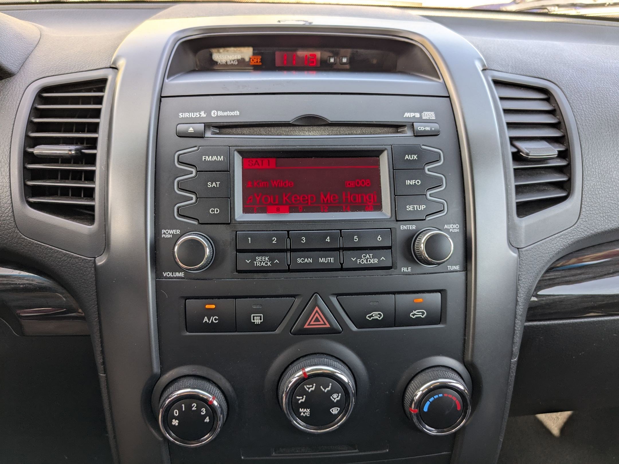 2012 Kia Sorento LX photo 16