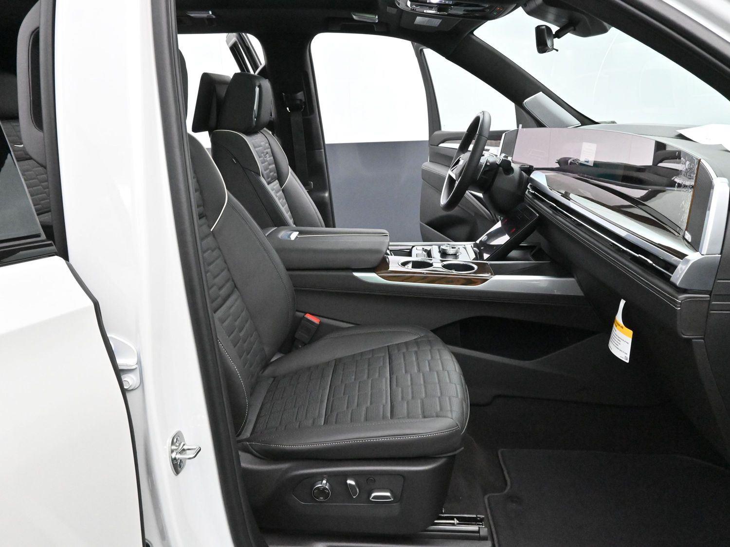 2025 Cadillac Escalade Sport Platinum photo 33