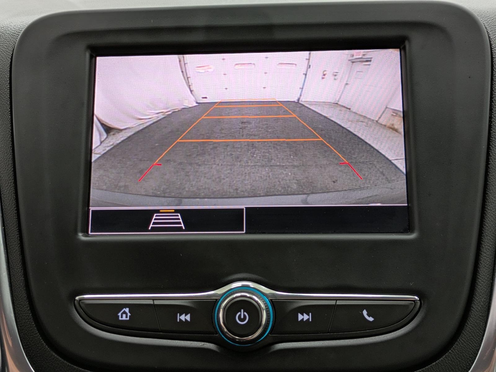 2022 Chevrolet Equinox LS photo 8
