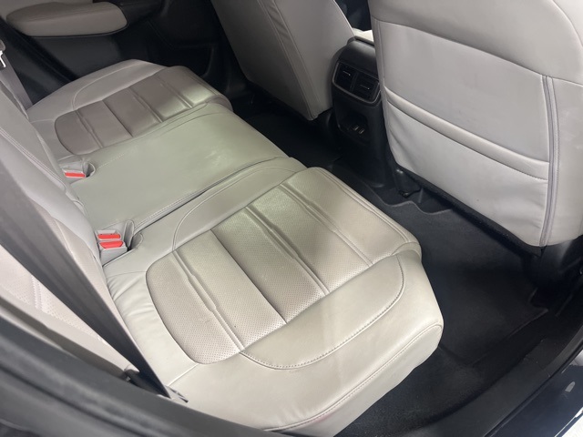 2017 Honda CR-V Touring photo 21